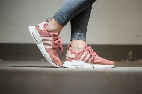 nike nmd schwarz rosa|adidas NMD colours.